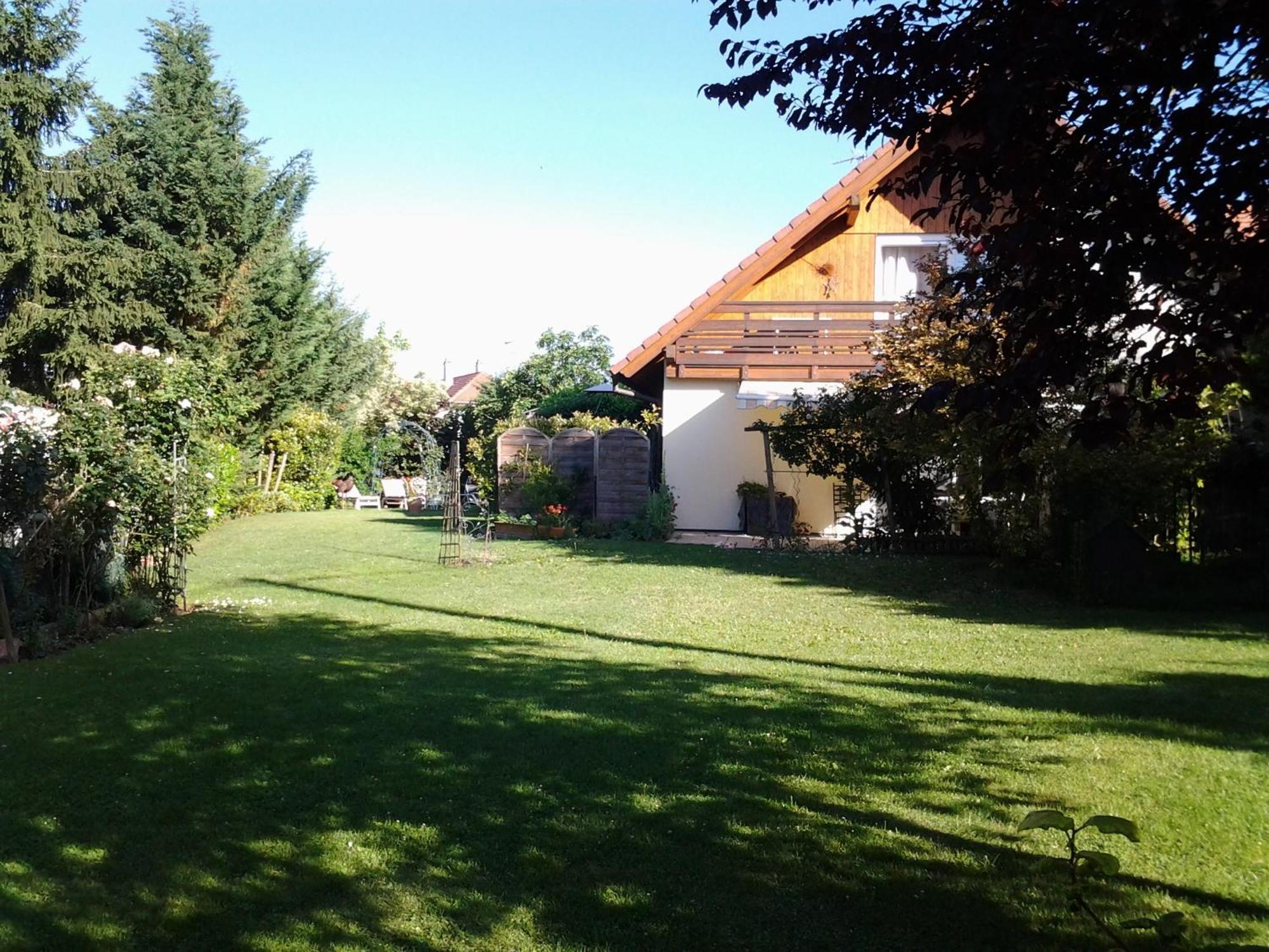 Les 3 Cles Bed and Breakfast Dossenheim-Kochersberg Εξωτερικό φωτογραφία